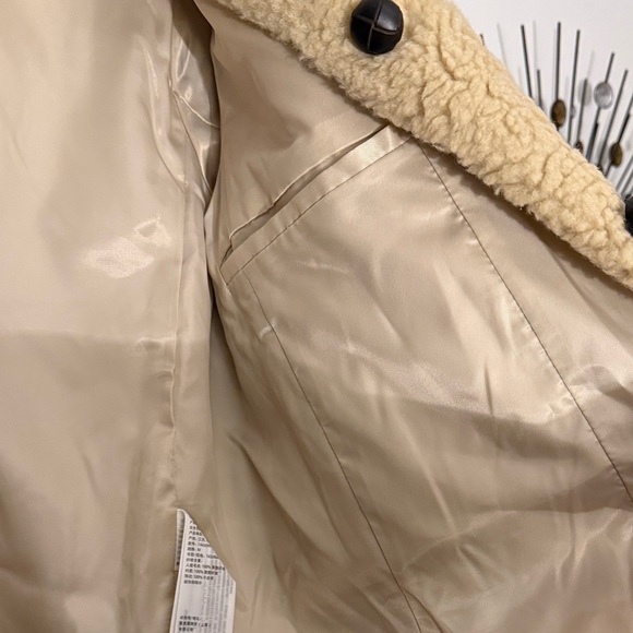 Abercrombie & Fitch Beige Sherpa Jacket with Dark Buttons - Picture 5 of 5